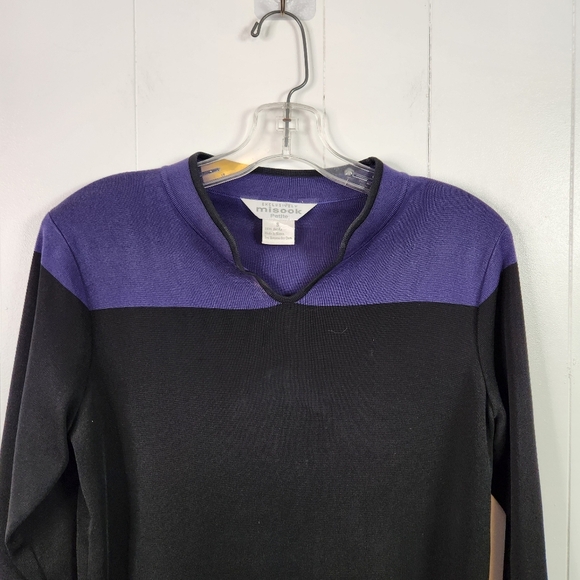 Exclusively Misook Sweater Womens Small Black Purple V-Neck Long Sleeve Knit - Picture 2 of 10